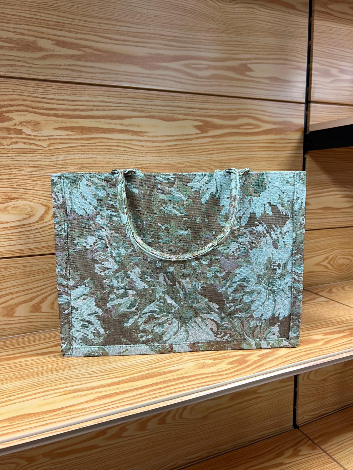 Important Tote Bags for women