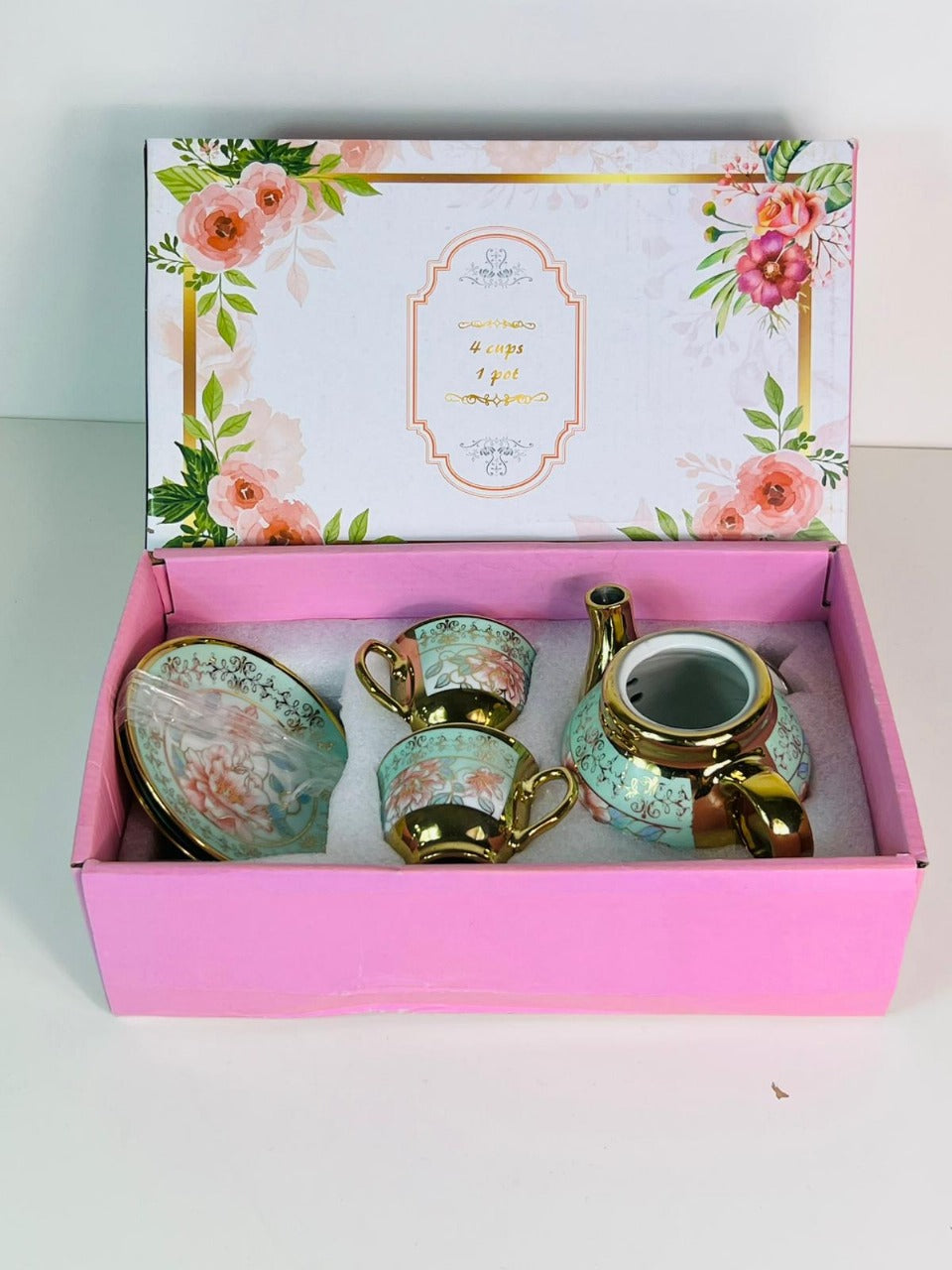 Ceramic 4 Cups & 1 Pot Set